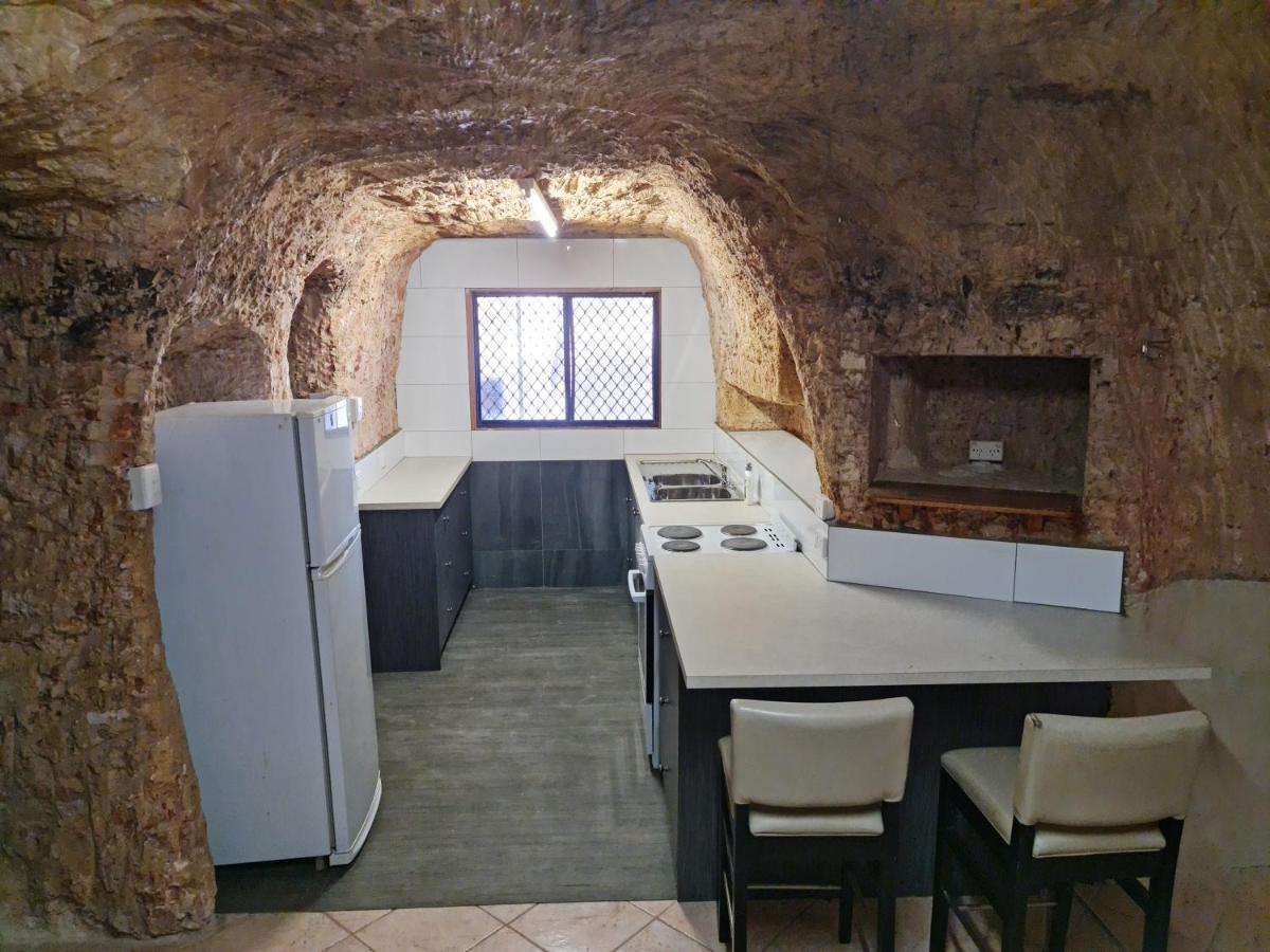 Underwood Court Fresh Dugout- Hosted By Coober Pedy Accommodations מראה חיצוני תמונה