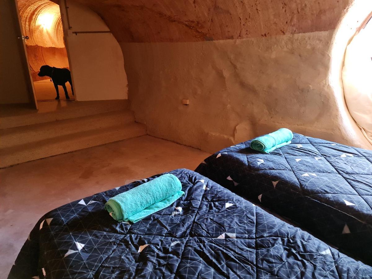 Underwood Court Fresh Dugout- Hosted By Coober Pedy Accommodations מראה חיצוני תמונה